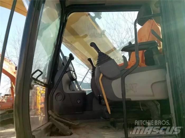 CAT 324 D2L Escavadeiras de esteiras