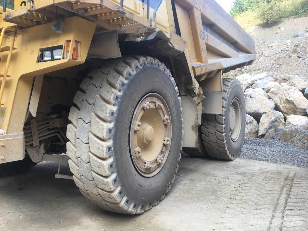 Komatsu HD 785-3 Camiőes basculantes rígidos
