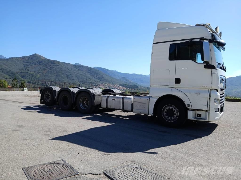 MAN TGX 35.580 Camiões de Transporte Auto