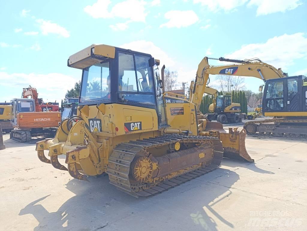 CAT D 4 K Dozers - Tratores rastos