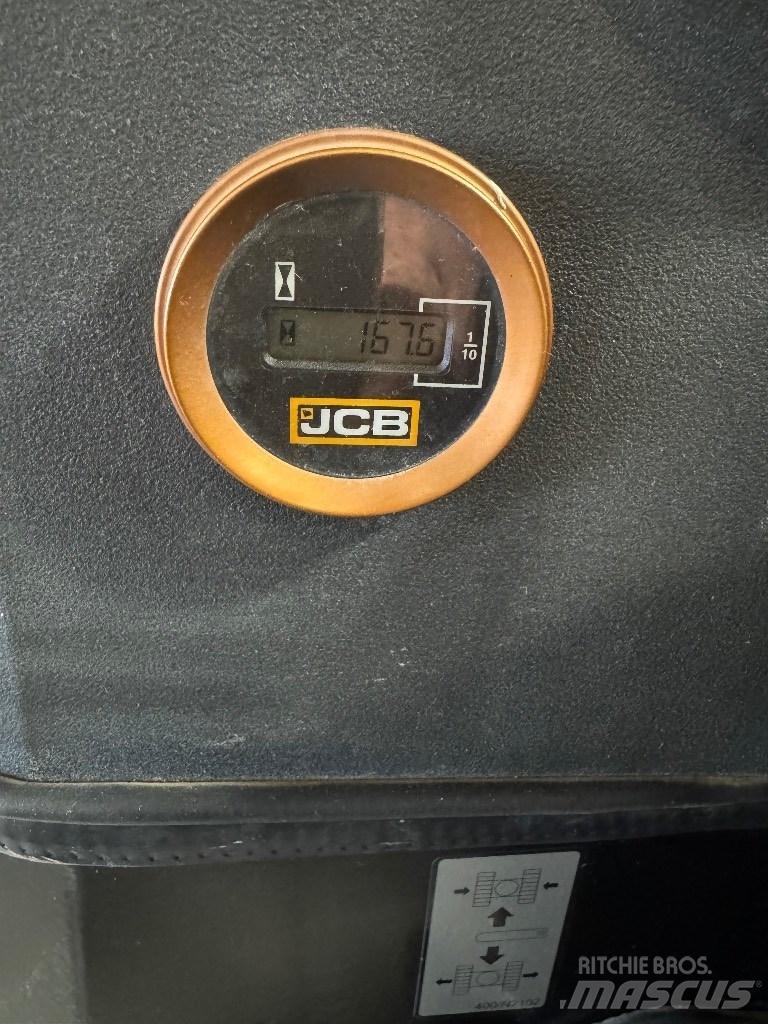 JCB 19 C-1E Miniescavadeiras