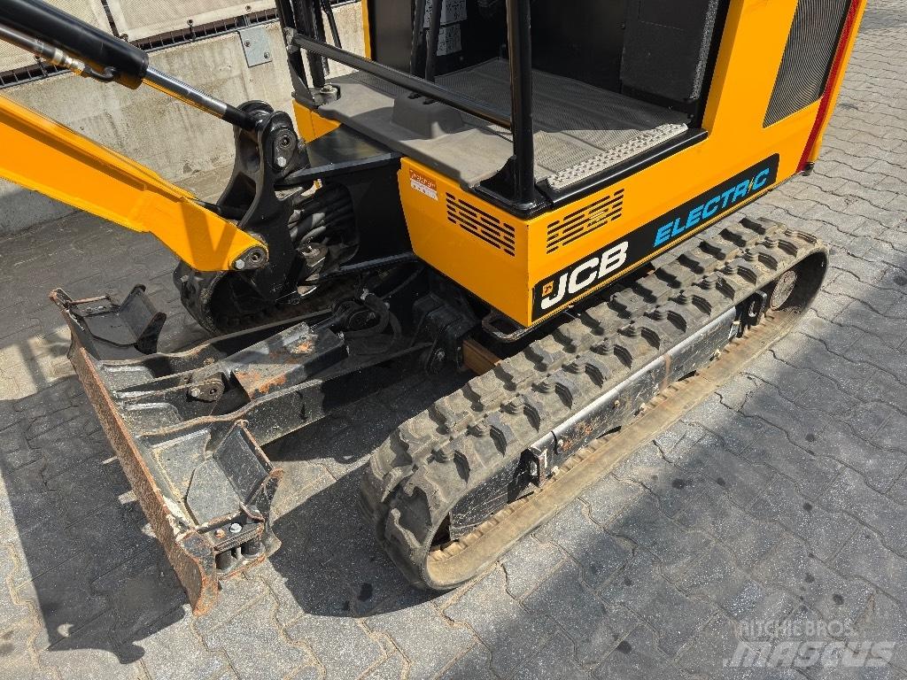 JCB 19 C-1E Miniescavadeiras