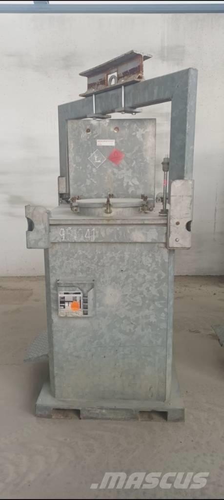 Bauer DT 1000 Tanques de combustível e aditivos