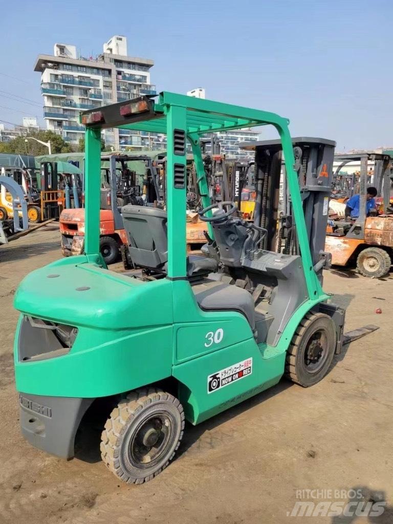 Mitsubishi FD30 Empilhadores Diesel
