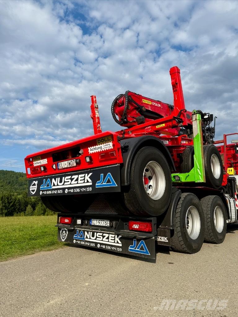 Scania R580 V8 6x4 Caminhões de caixa fechada