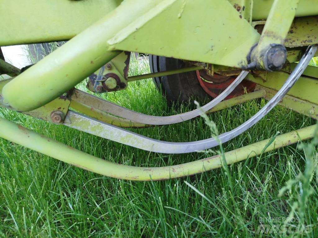 CLAAS Markant 52 Enfardadeira de fardos quadrados
