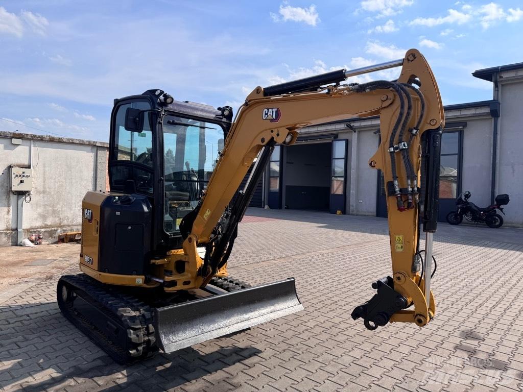 CAT 302.7 D CR Miniescavadeiras