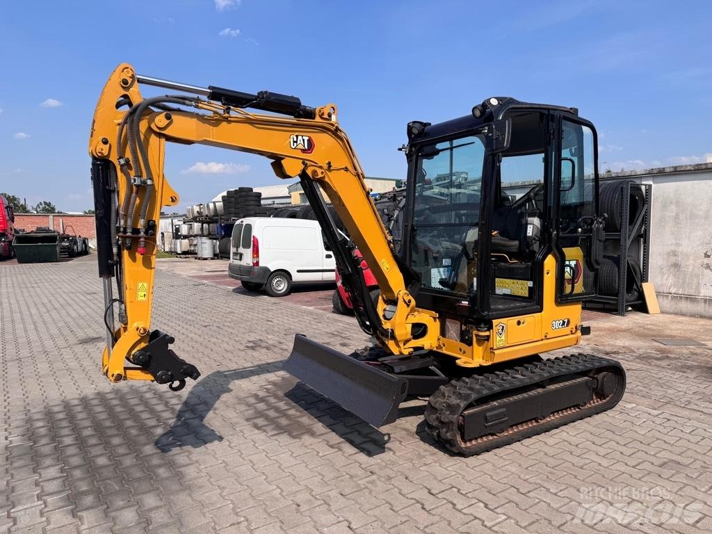 CAT 302.7 D CR Miniescavadeiras
