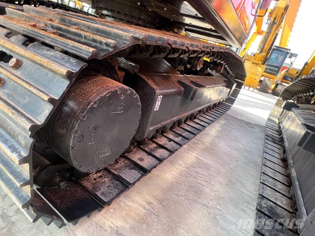 Doosan DX 225 Escavadeiras de esteiras