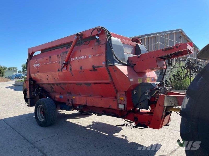 Kuhn Euromix B Alimentadores de misturadoras