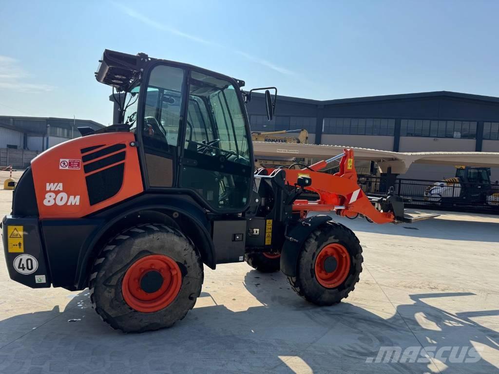 Komatsu WA 80 M-8 Carregadeiras de rodas