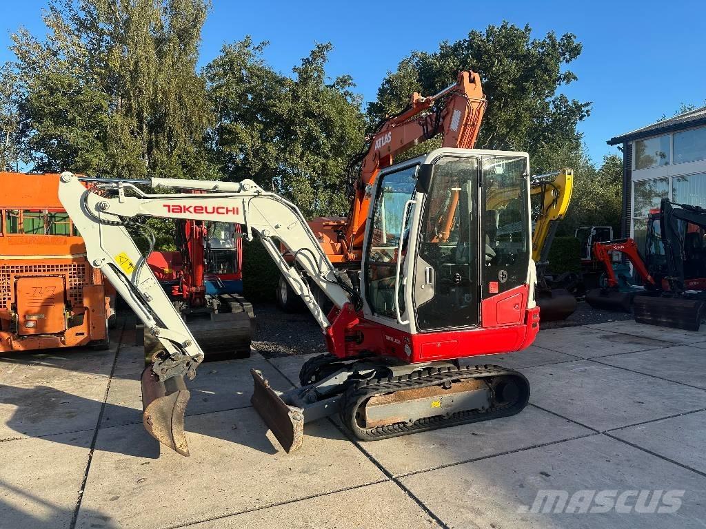 Takeuchi TB 230 Miniescavadeiras