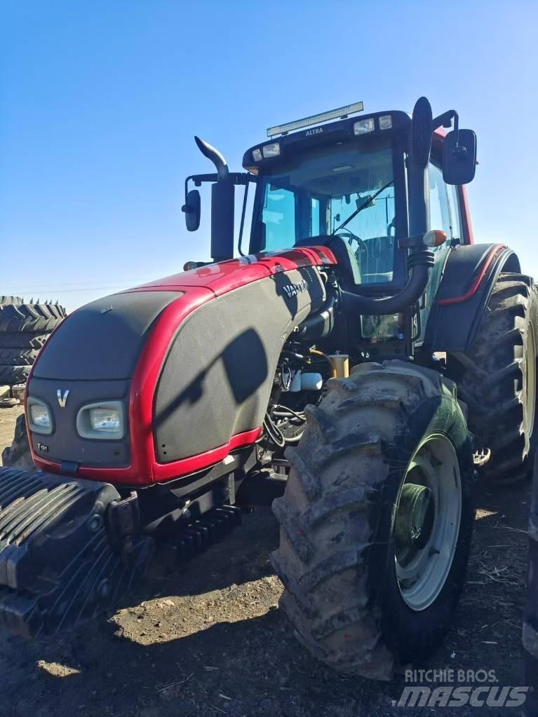 Case IH FARMALL 1404 Tratores Agrícolas usados