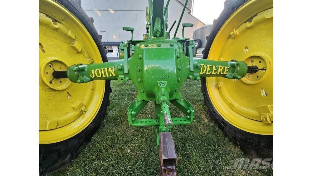 John Deere B Escavadoras