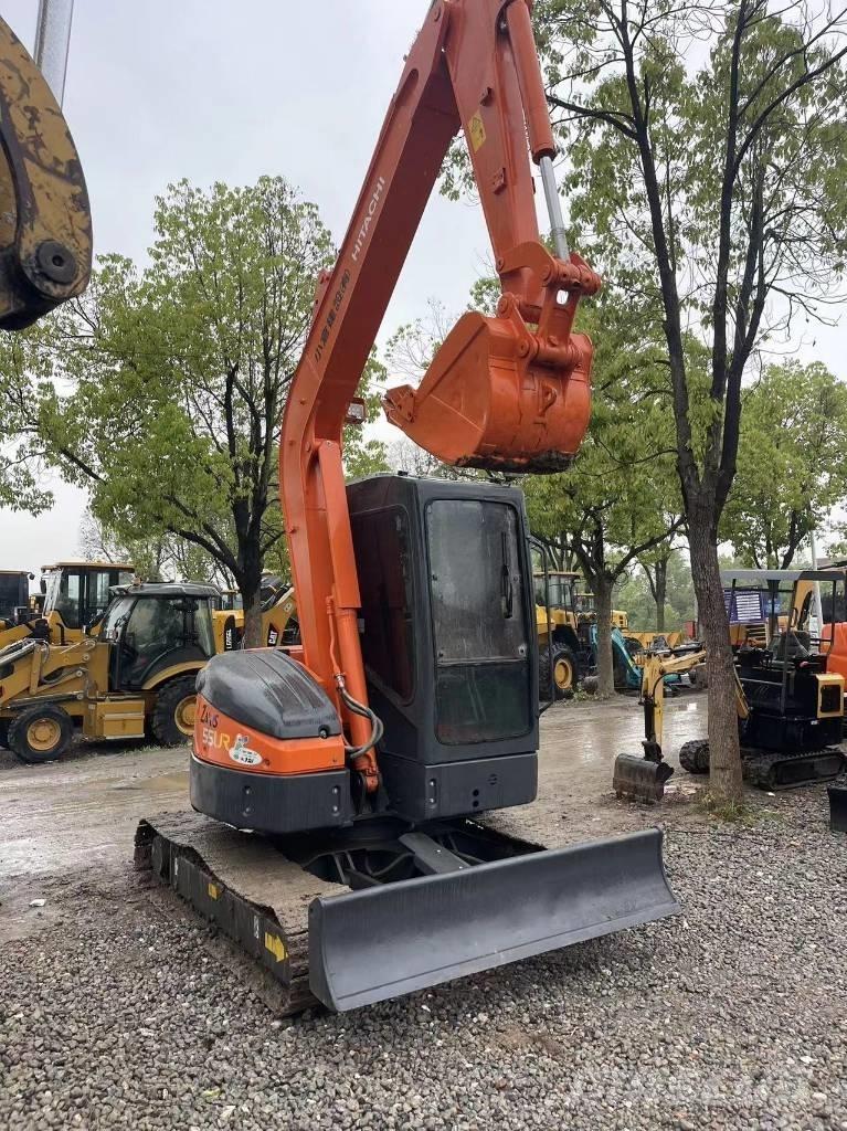 Hitachi 55 Miniescavadeiras
