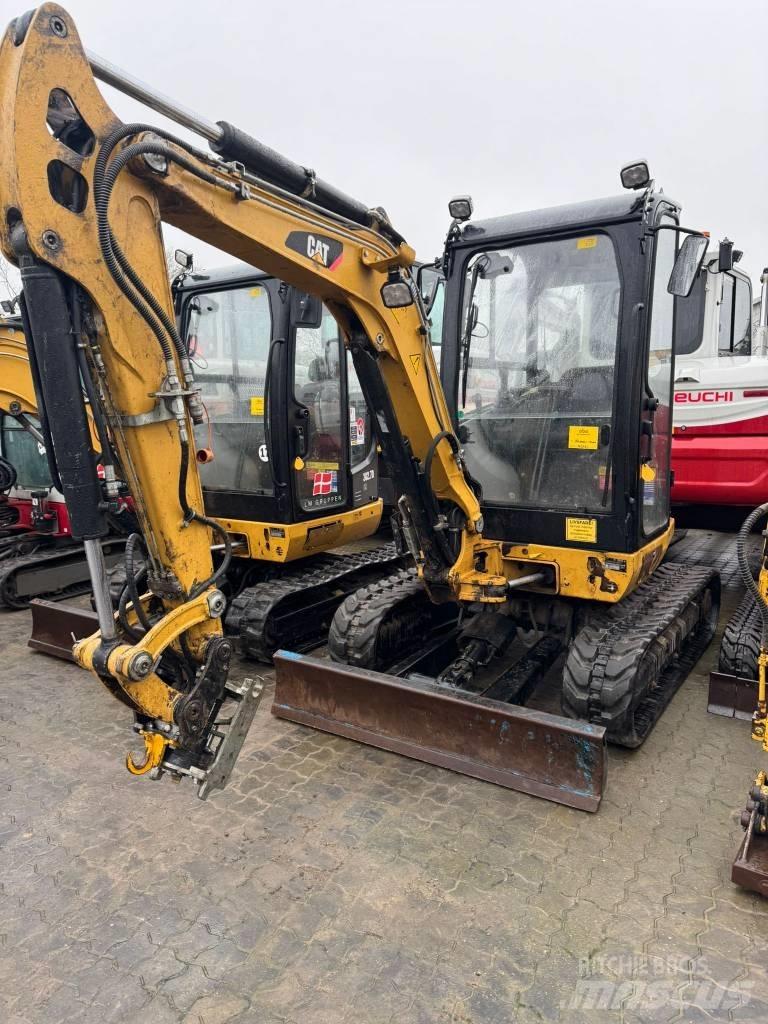 CAT 302.7 D Miniescavadeiras