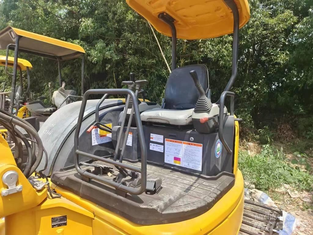Komatsu PC35 Escavadeiras de esteiras