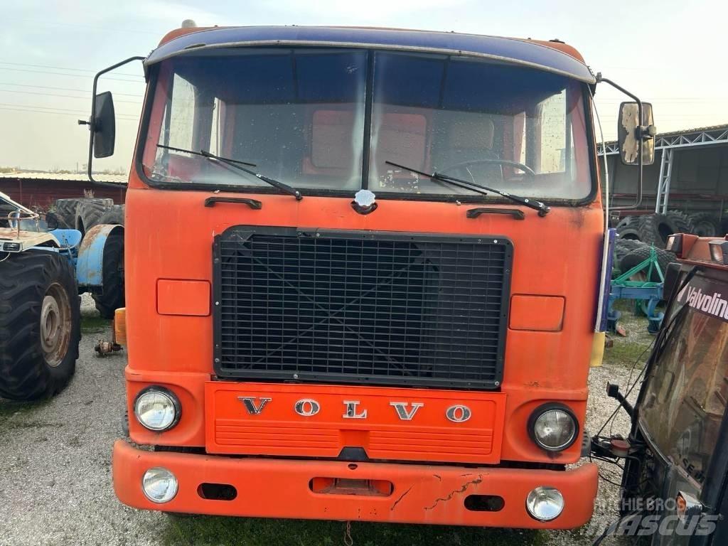Volvo F 88 Camiões basculantes
