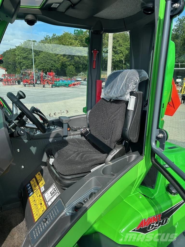 Avant 650 i Minicarregadeiras