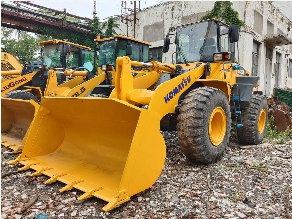 Komatsu WA 320-5 Carregadeiras de rodas