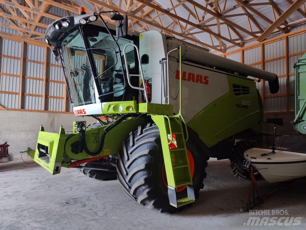 CLAAS Tucano 320 Ceifeiras debulhadoras