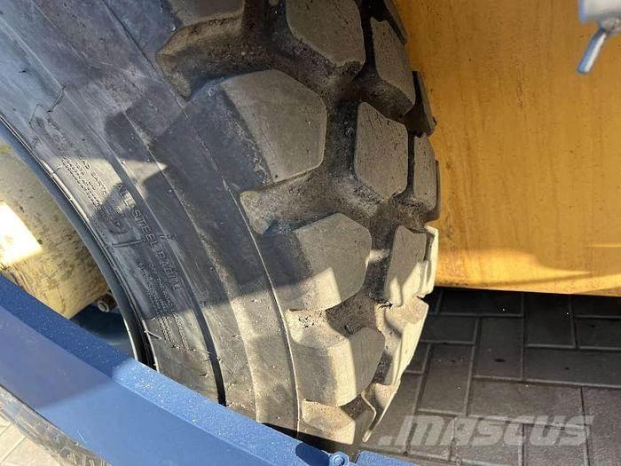 Marini MF 691P Espalhadoras de asfalto