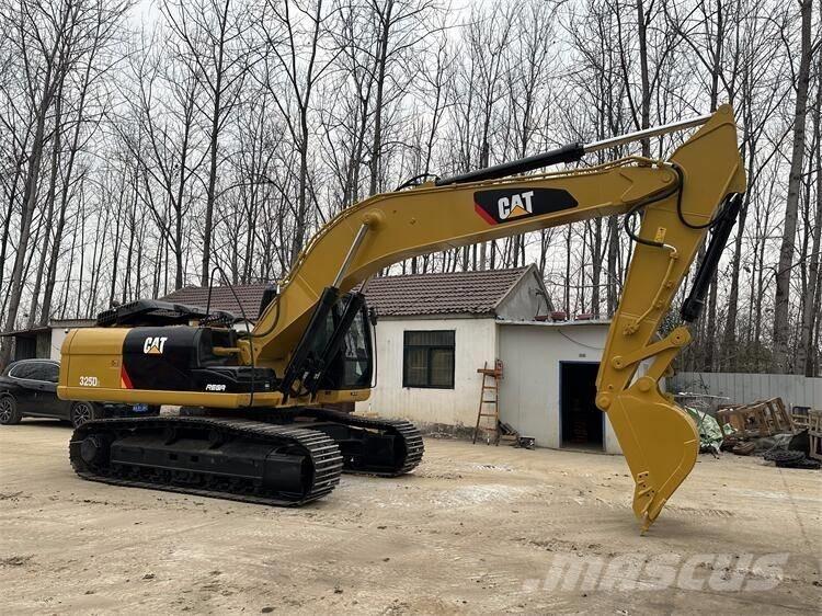 CAT 325D2 Escavadeiras de esteiras