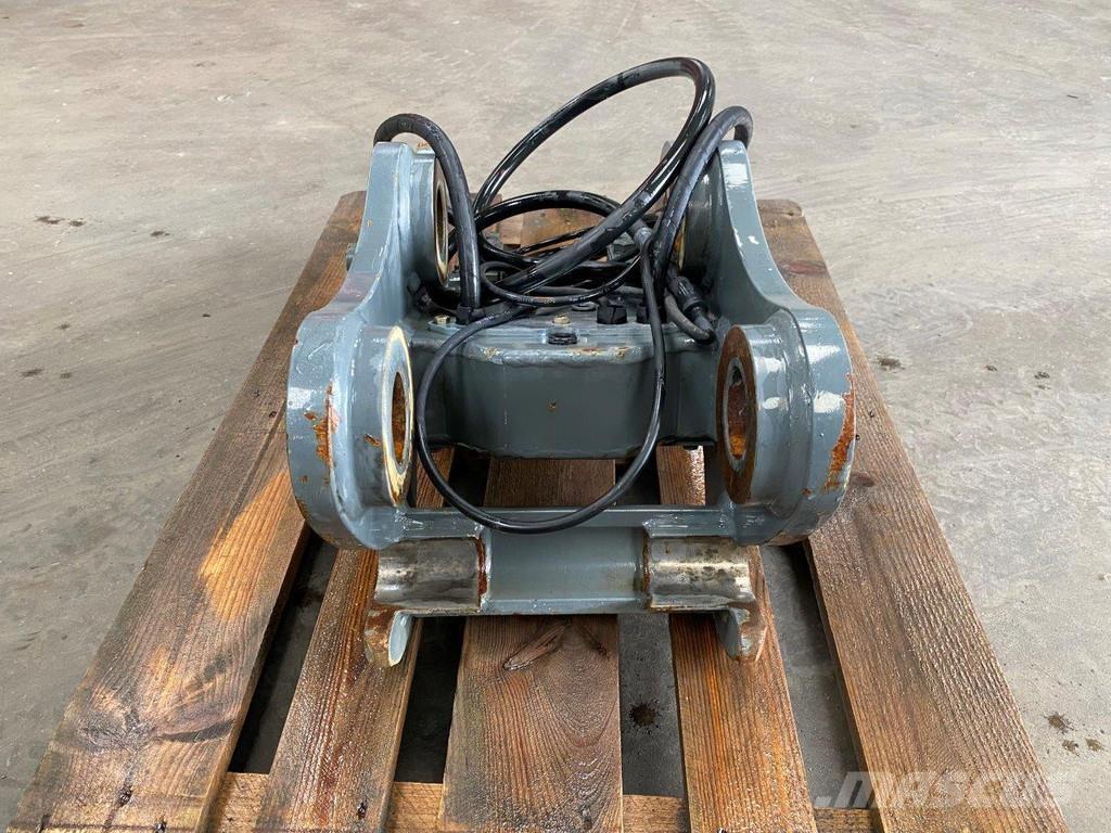 Liebherr SW33 Uniőes rápidas