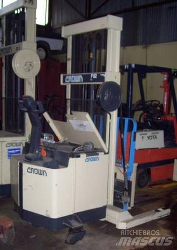 Crown 30WRTL150 Empilhadores Elevadores
