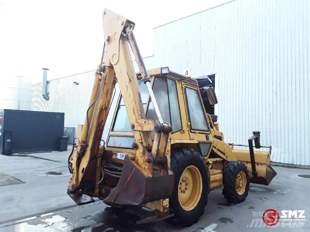 CAT 428 Retroescavadeiras
