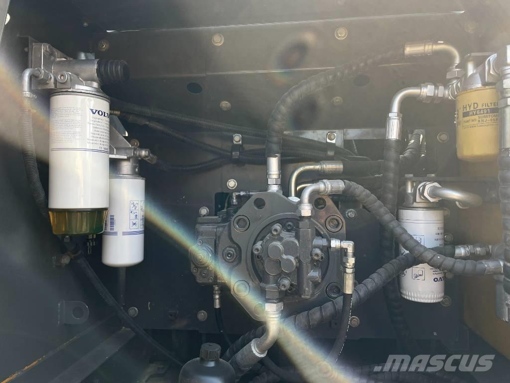 Volvo 210 Escavadeiras de esteiras