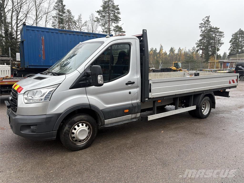 Ford Transit Pick up de caixa aberta