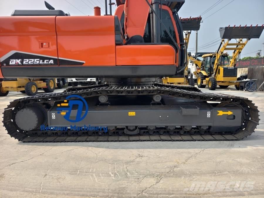 Doosan DX 225 LCA Escavadeiras de esteiras