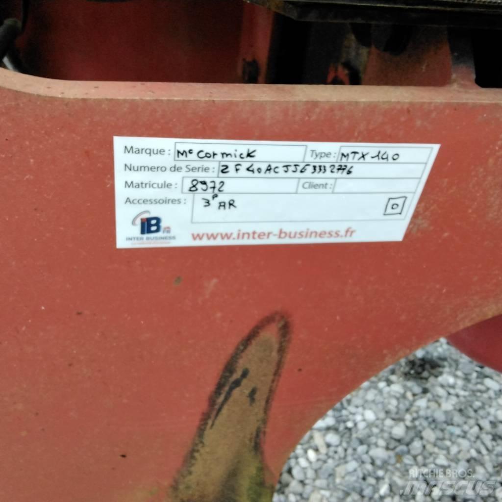 McCormick MTX 140 Tratores Agrícolas usados