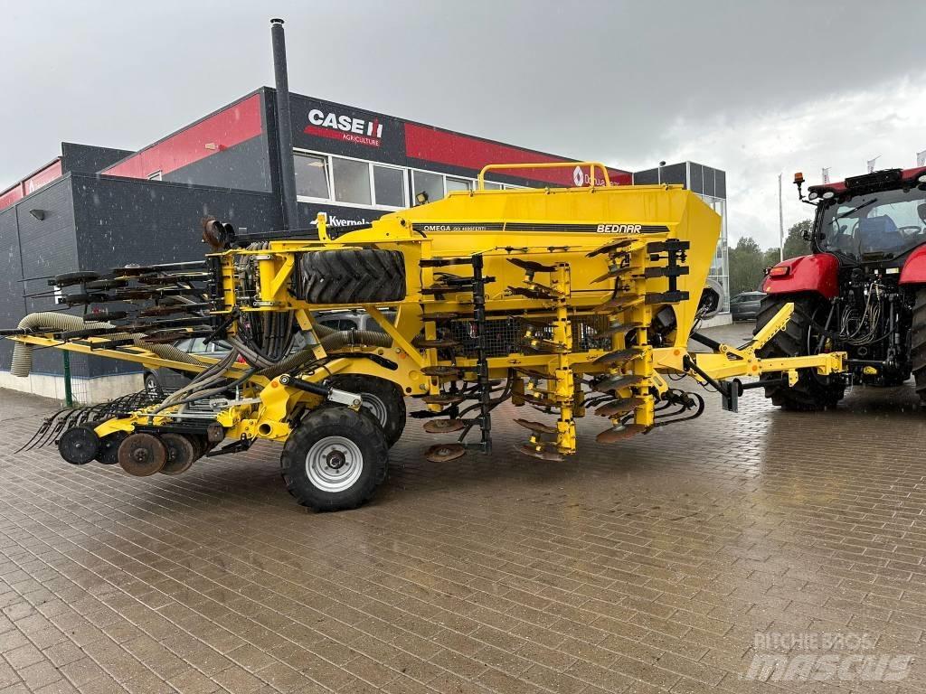 Bednar 4000F Perfuradoras