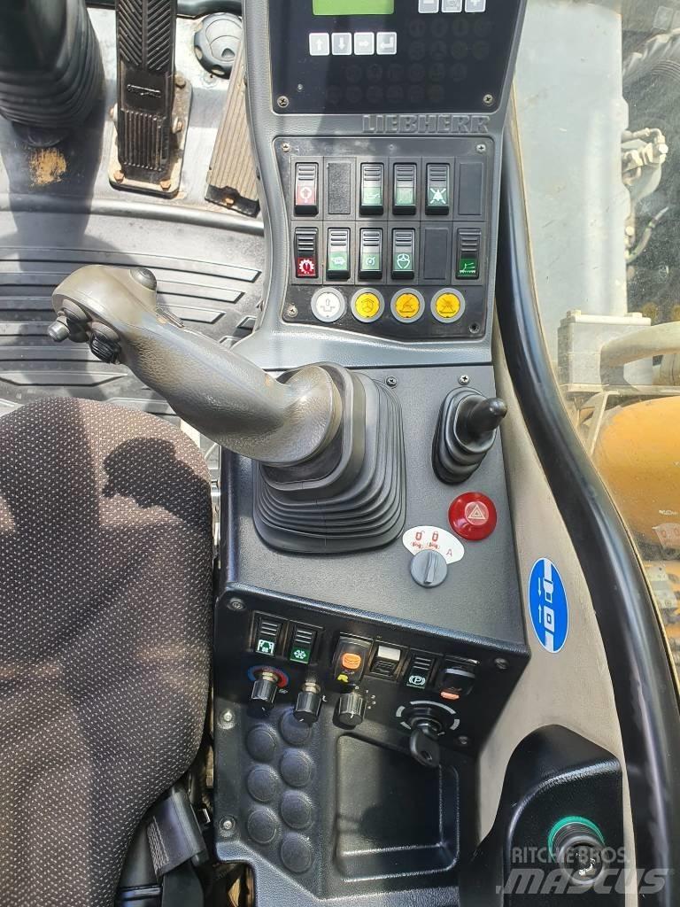 Liebherr A314 Escavadoras de rodas