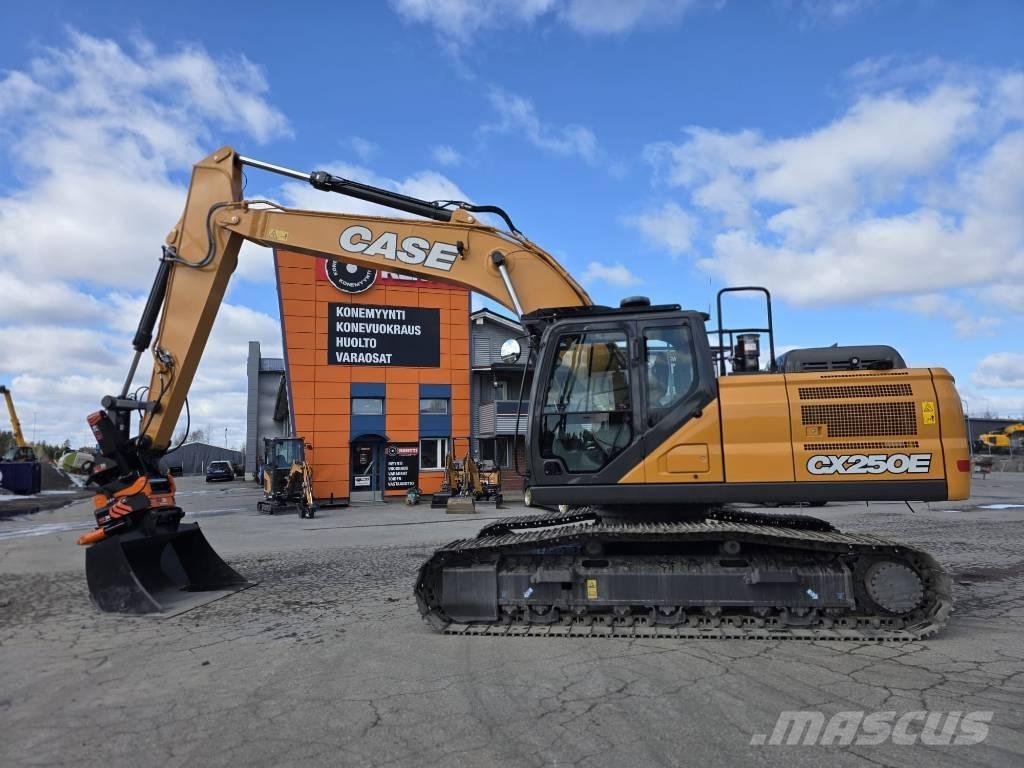 CASE CX 250 E LC Escavadeiras de esteiras