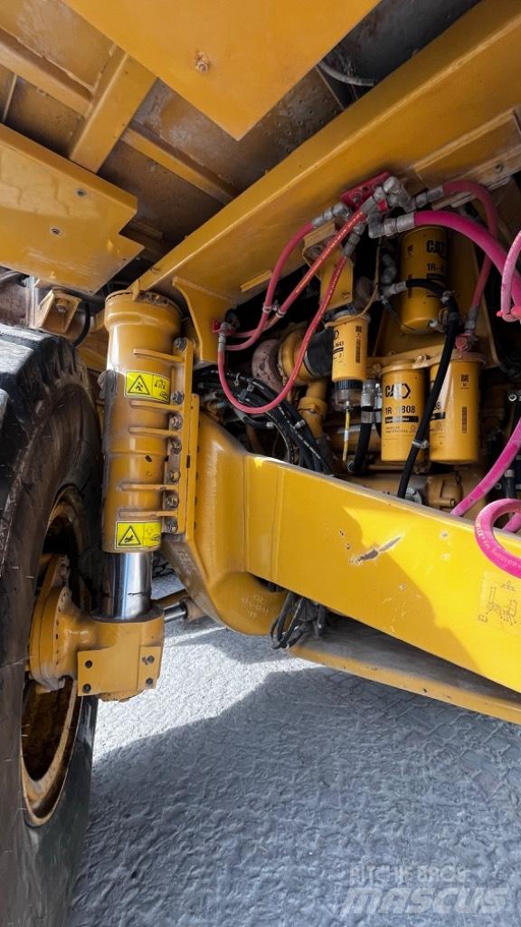 CAT 773 E Camiőes basculantes rígidos