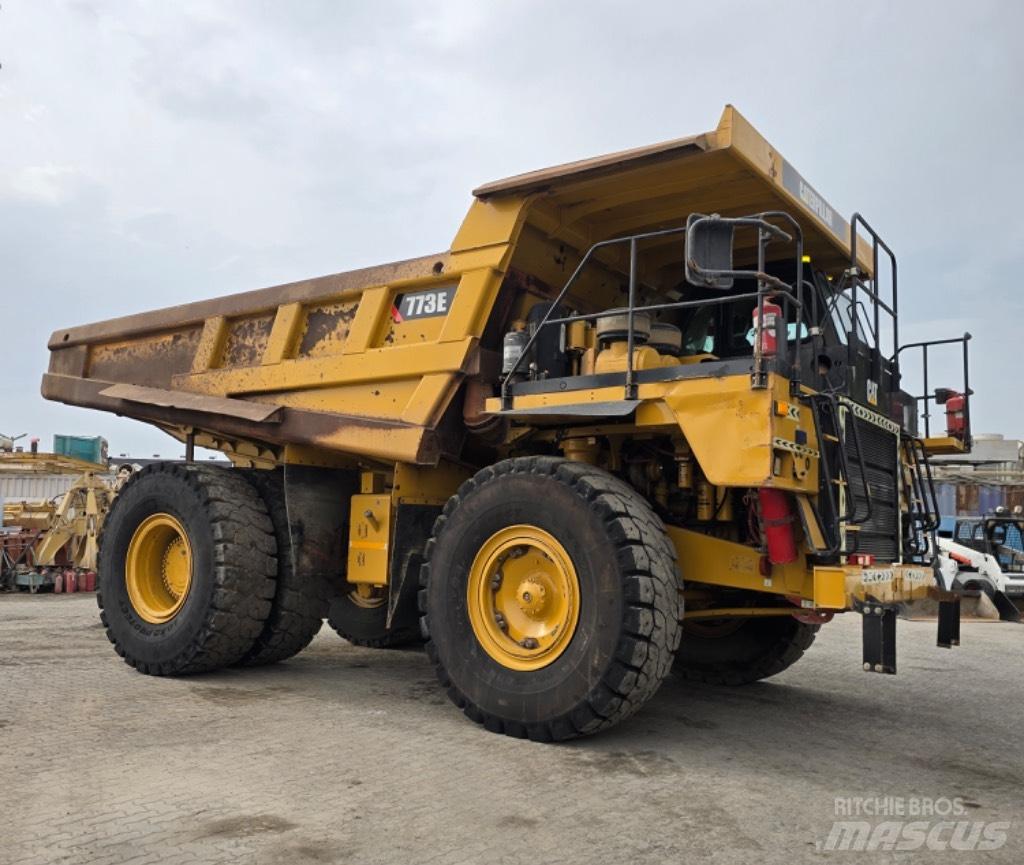 CAT 773 E Camiőes basculantes rígidos
