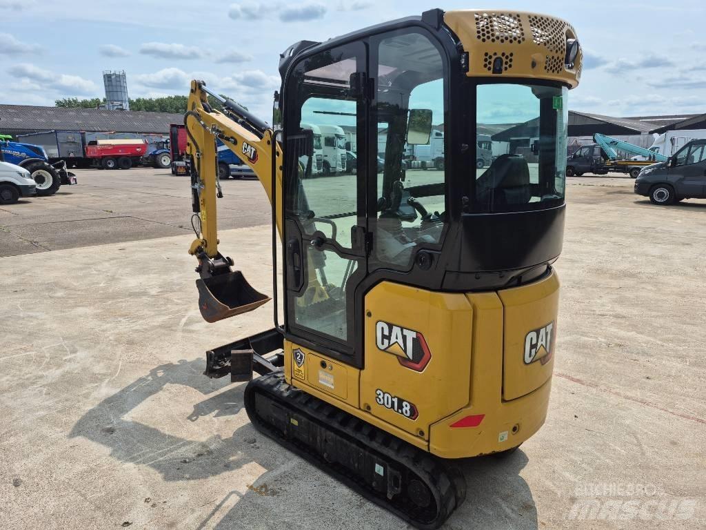 CAT 301.8 Miniescavadeiras