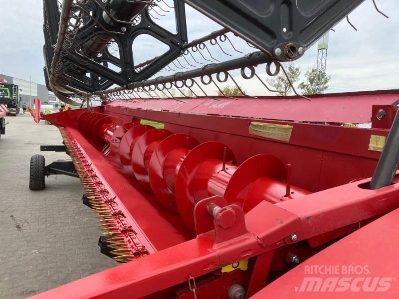 Case IH CASE 3050 Ceifeiras debulhadoras compactas