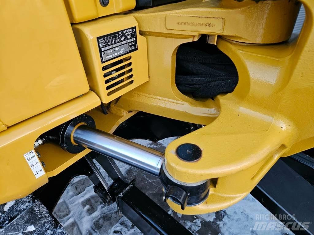 CAT 305E2 Miniescavadeiras