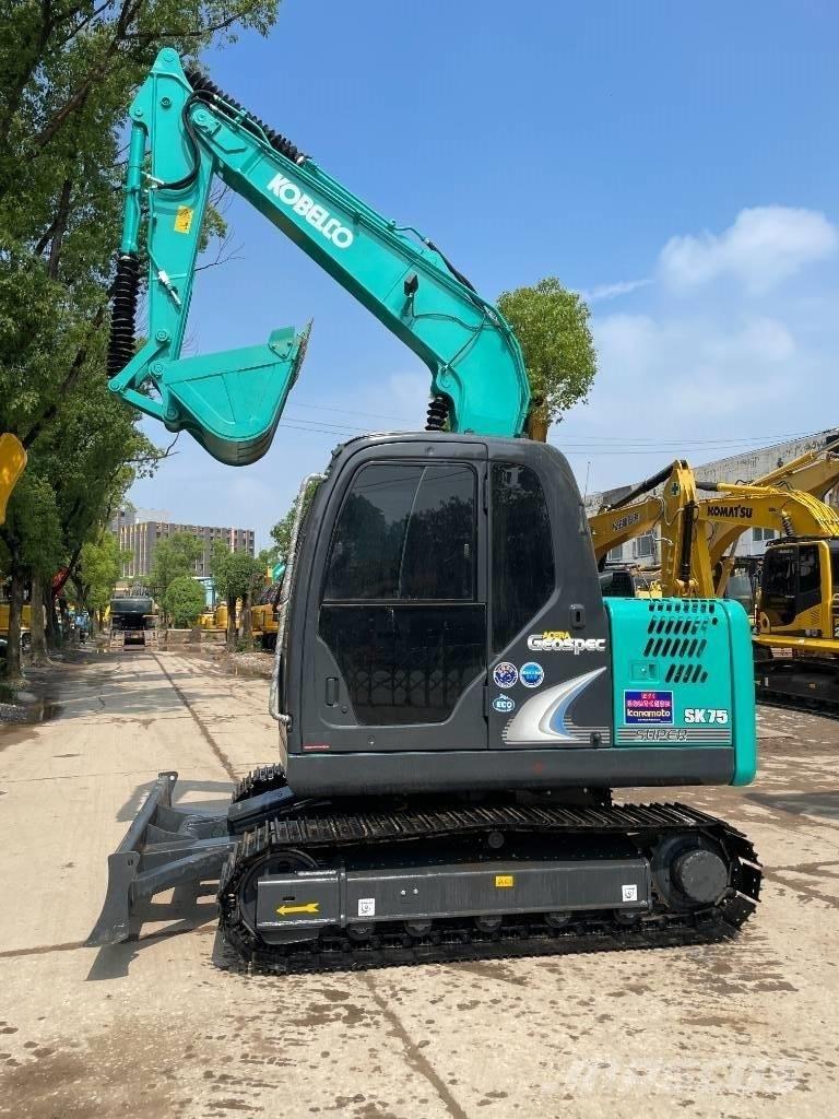 Kobelco SK 75 Miniescavadeiras