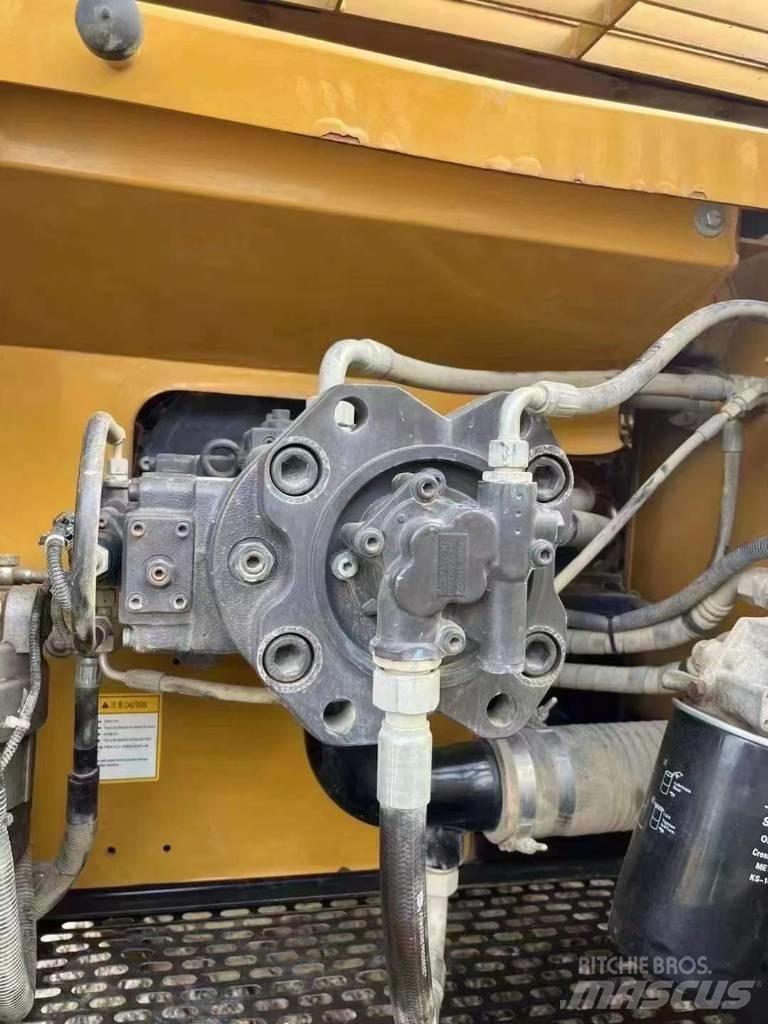 Sany SY 215 C-pro Escavadeiras de esteiras