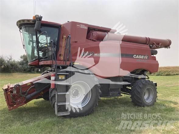 Case IH 8240 Ceifeiras debulhadoras