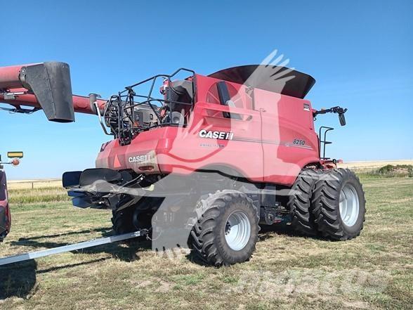 Case IH 8250 Ceifeiras debulhadoras
