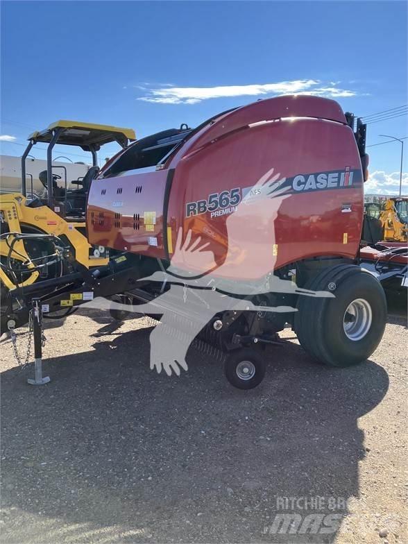 Case IH RB565 Enfardadeira de rolos