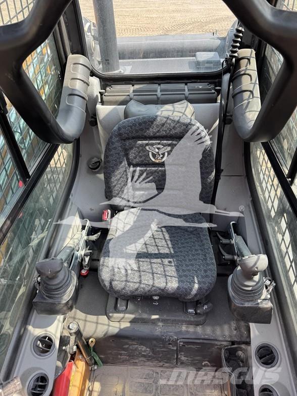 CASE TV450B Minicarregadeiras