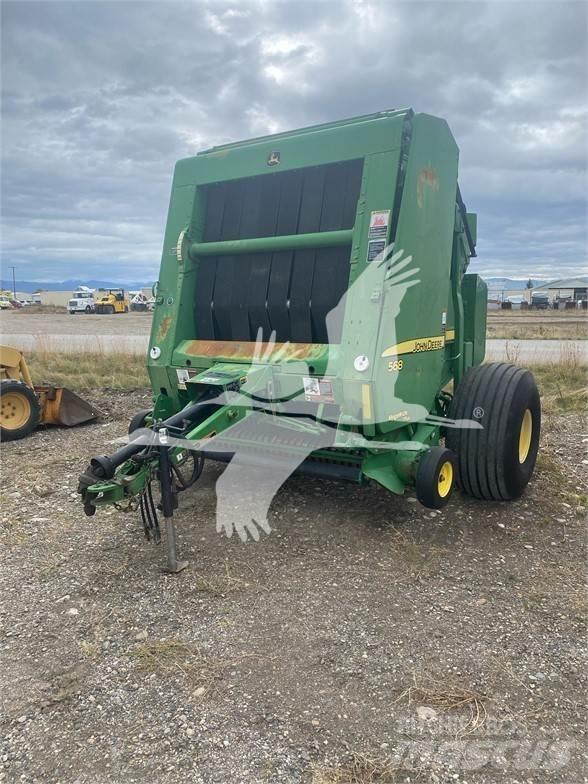 John Deere 568 Enfardadeira de rolos