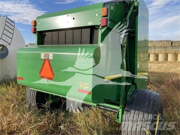 John Deere 569 Enfardadeira de rolos